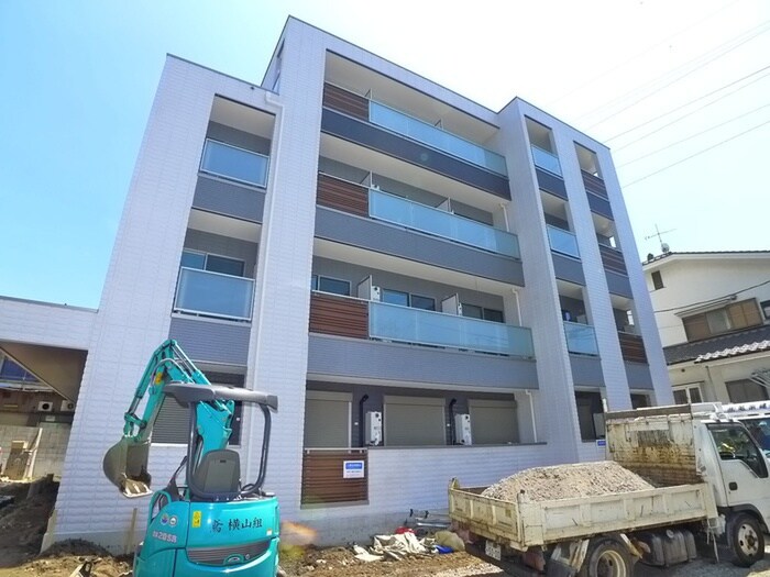 物件外観写真5　(外観写真)