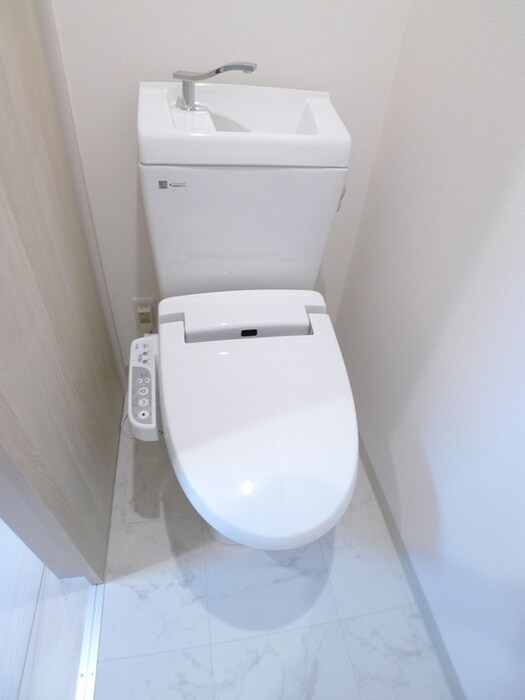 物件内観写真10　(トイレ)