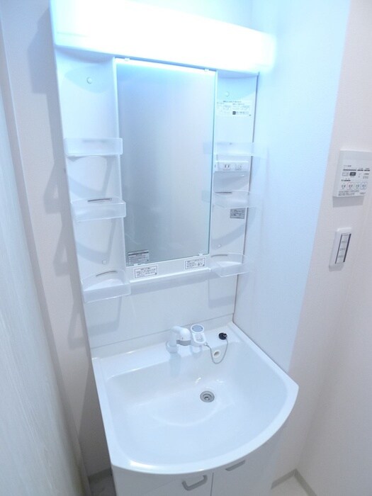 物件内観写真11　(洗面)