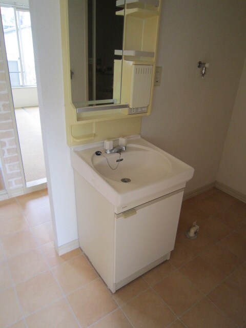 物件内観写真5　(洗面)