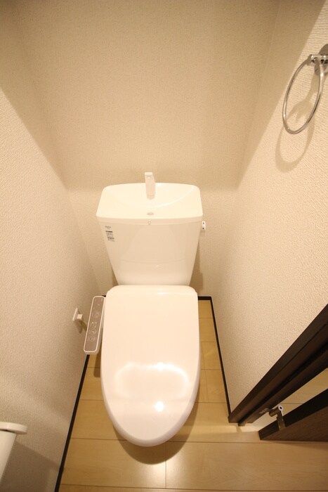 物件内観写真11　(トイレ)