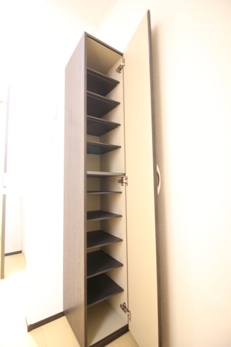 物件内観写真16　(靴箱)