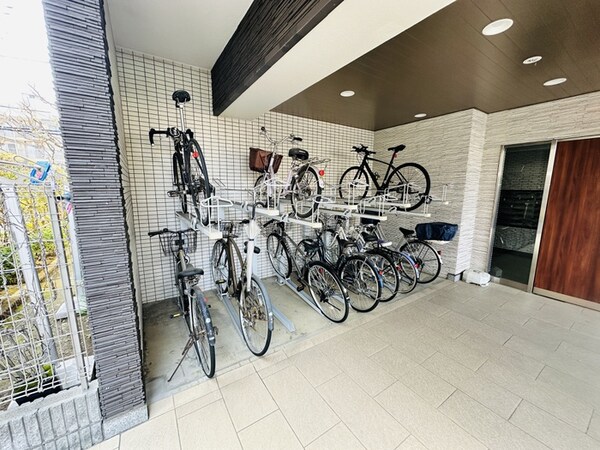 駐輪場