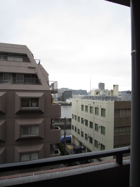 物件内観写真12　(室内からの展望)