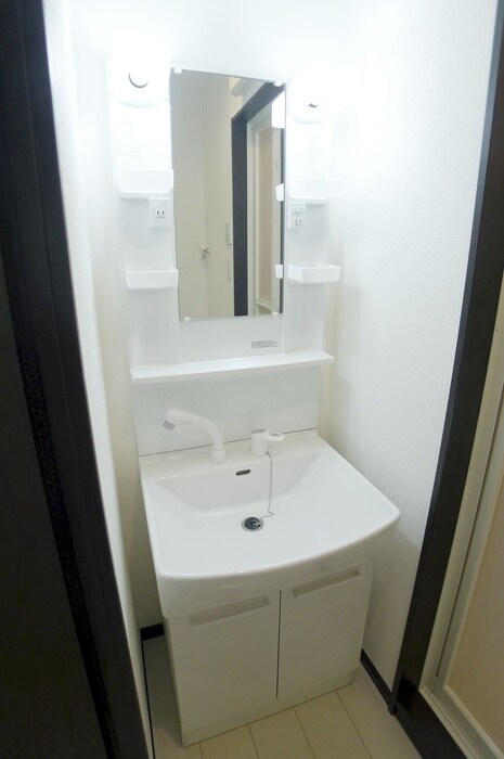 物件内観写真13　(洗面)