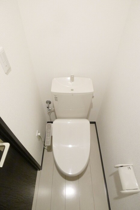 物件内観写真14　(トイレ)