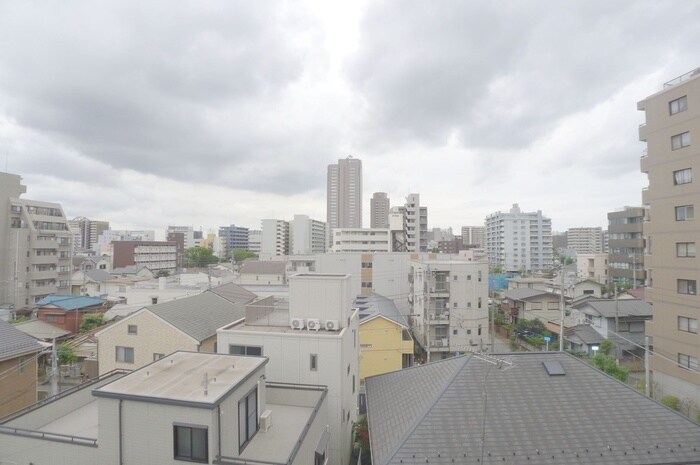 物件内観写真22　(室内からの展望)