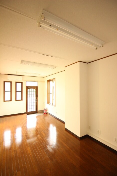 物件内観写真9　(居室)