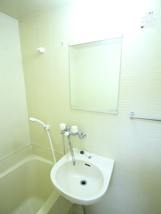 物件内観写真9　(洗面)