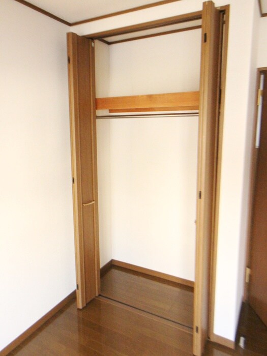 物件内観写真13　(収納)