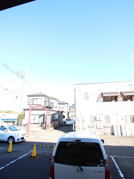 物件内観写真16　(室内からの展望)