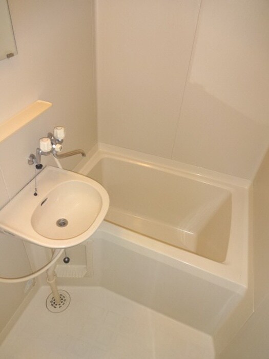 物件内観写真13　(バス／シャワールーム等)