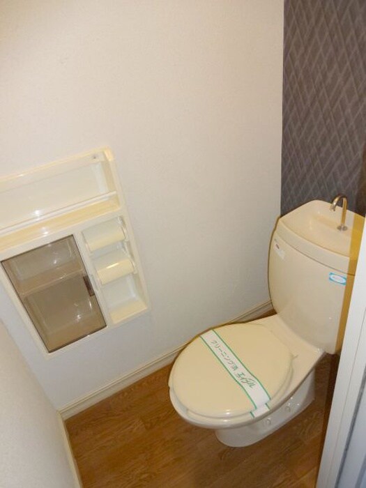 物件内観写真14　(トイレ)