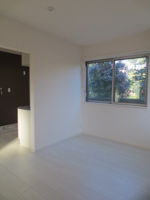 物件内観写真5　(居室)