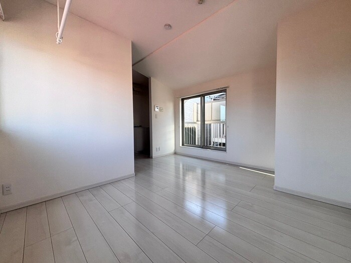 物件内観写真6　(居室)