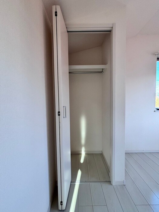 物件内観写真10　(収納)
