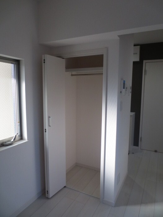 物件内観写真13　(収納)