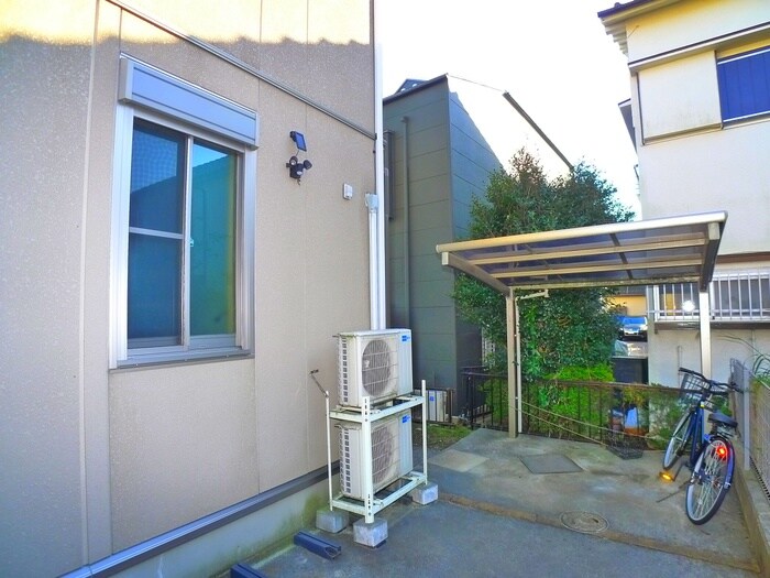 物件外観写真3　(駐輪場)