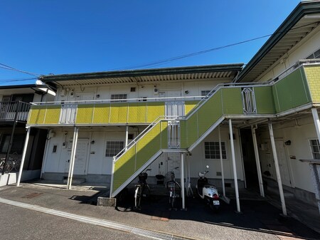 上大岡ｸﾞﾘ-ﾝﾊｲﾂＣ棟(1号2号)外観写真