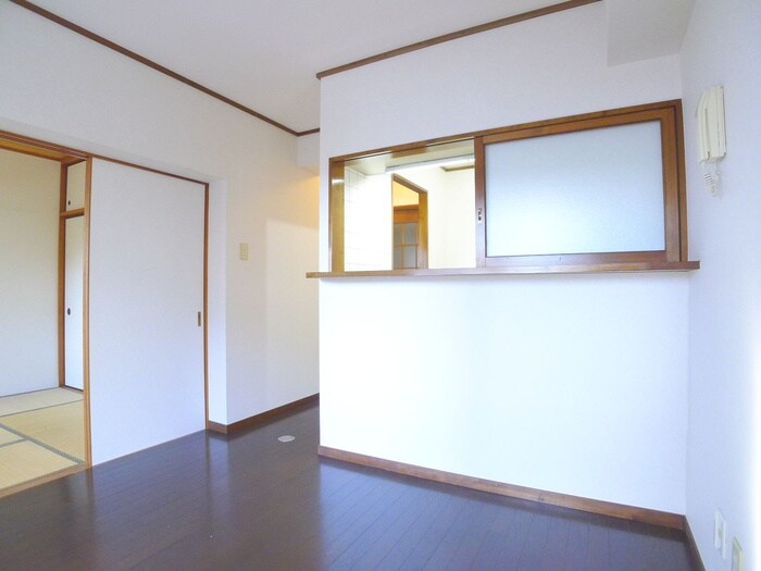 物件内観写真9　(居室)