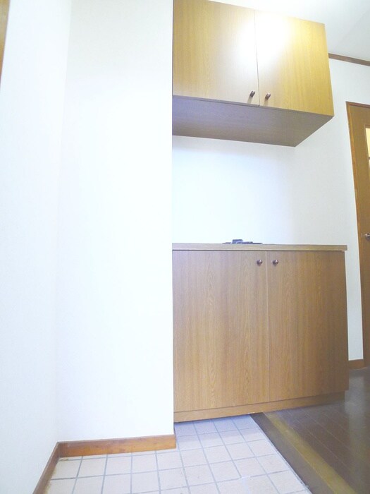 物件内観写真17　(玄関)