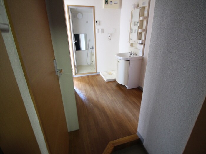 モンシェ－ル錦糸町二番館の廊下