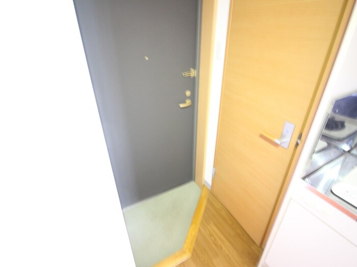 モンシェ－ル錦糸町二番館の玄関