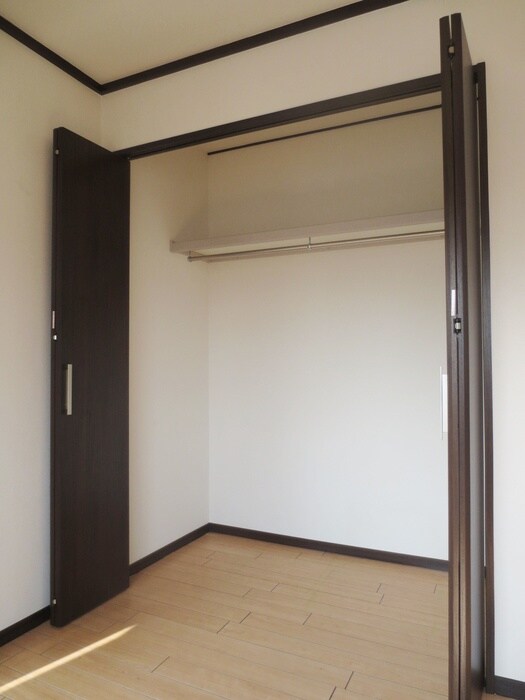 物件内観写真8　(収納)