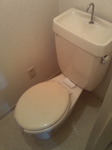 物件内観写真10　(トイレ)