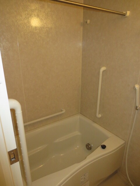 物件内観写真10　(バス／シャワールーム等)