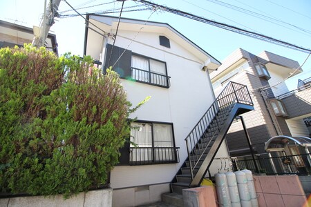 ＩＶＹ　ＨＯＵＳＥ外観写真
