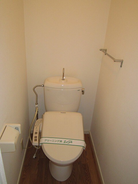 物件内観写真10　(トイレ)