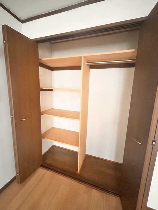 物件内観写真10　(収納)