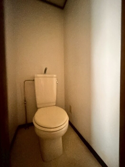 物件内観写真13　(トイレ)