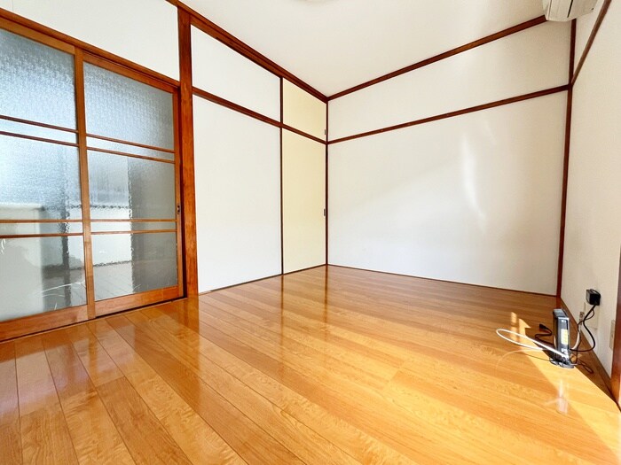 物件内観写真9　(居室)