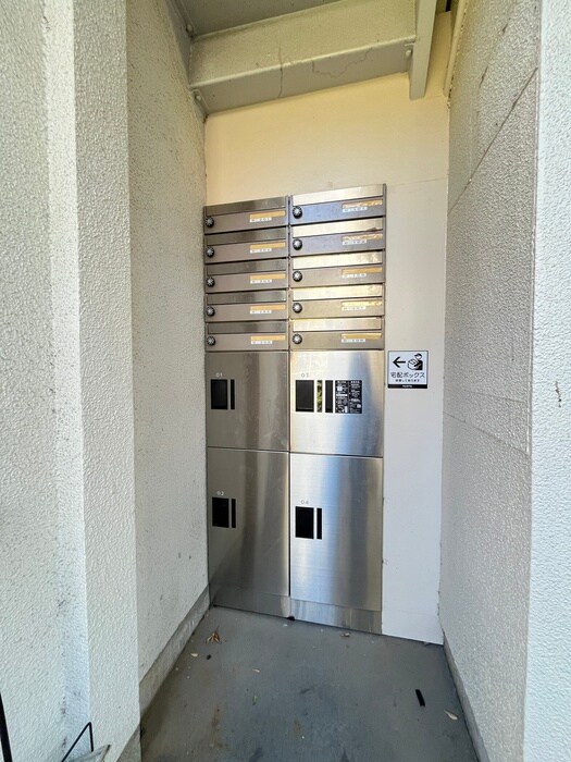 物件外観写真6　(建物設備)