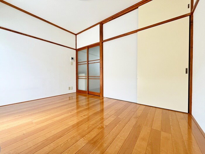 物件内観写真10　(居室)