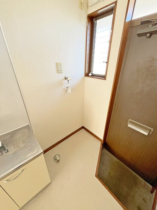 物件内観写真19　(洗濯機置場)