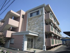 BLOSSOM　MANSIONS外観写真