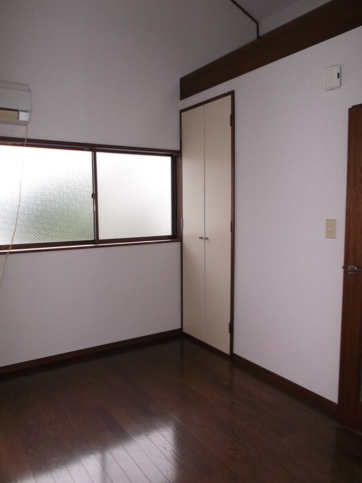 物件内観写真13　(居室)