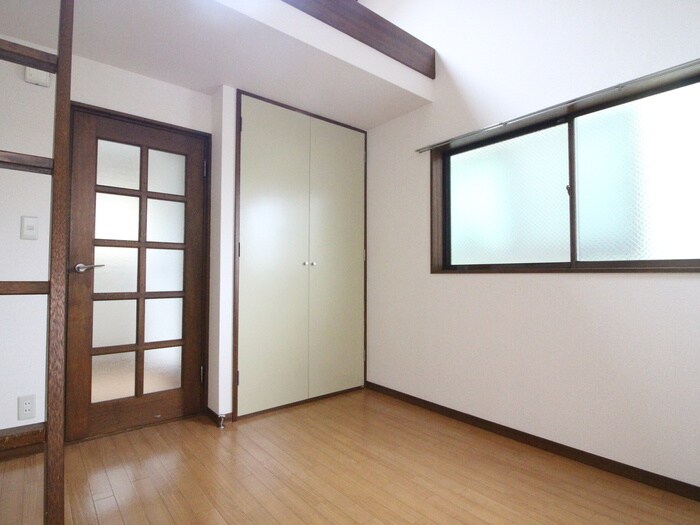 物件内観写真15　(居室)