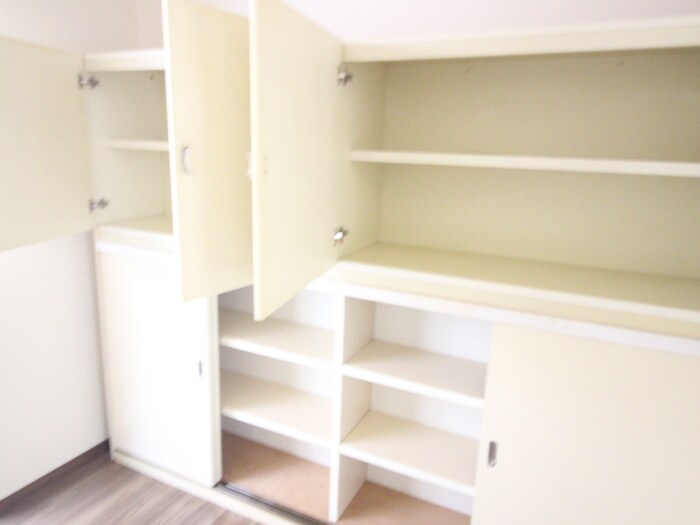 物件内観写真16　(収納)