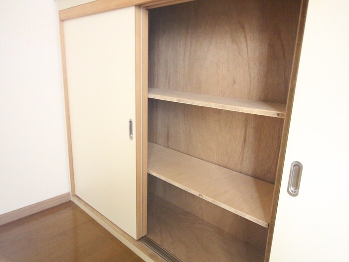 物件内観写真17　(収納)
