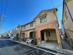 モンピエス２外観写真