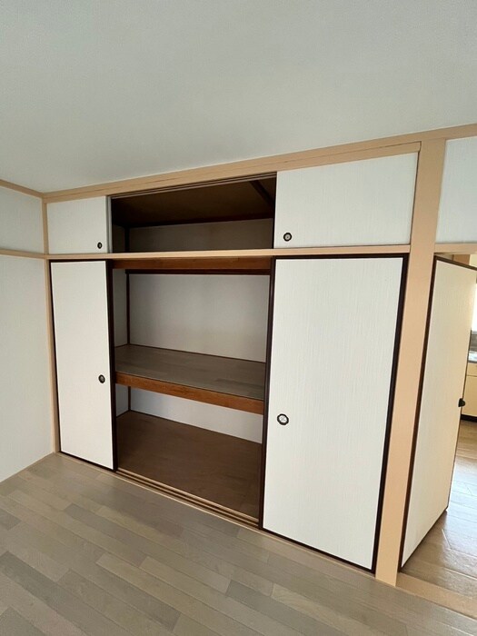 物件内観写真15　(収納)