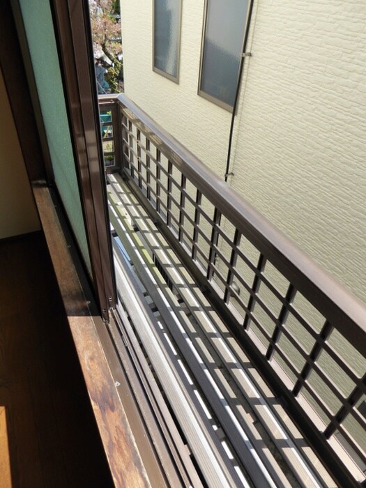 物件内観写真8　(室内からの展望)