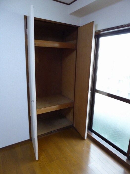 物件内観写真10　(収納)