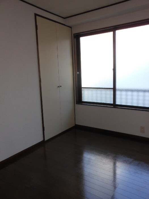 物件内観写真11　(居室)