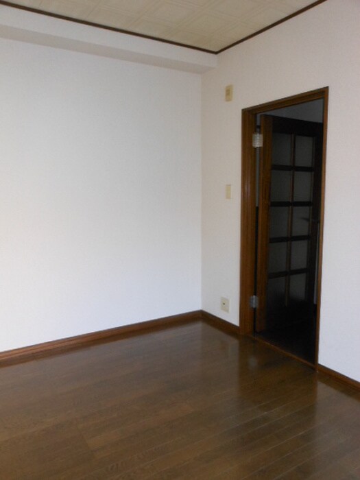 物件内観写真12　(居室)