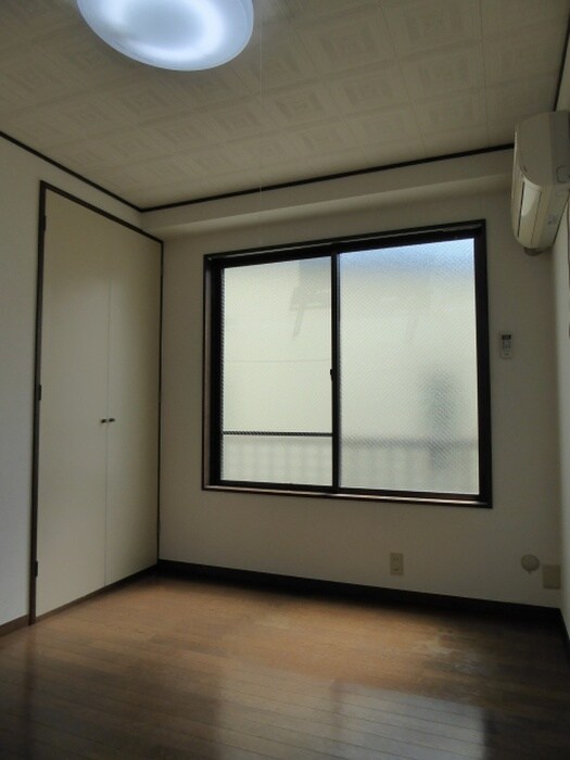 物件内観写真12　(居室)